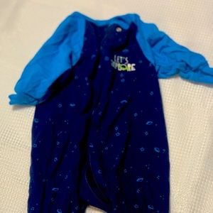 Baby clothes